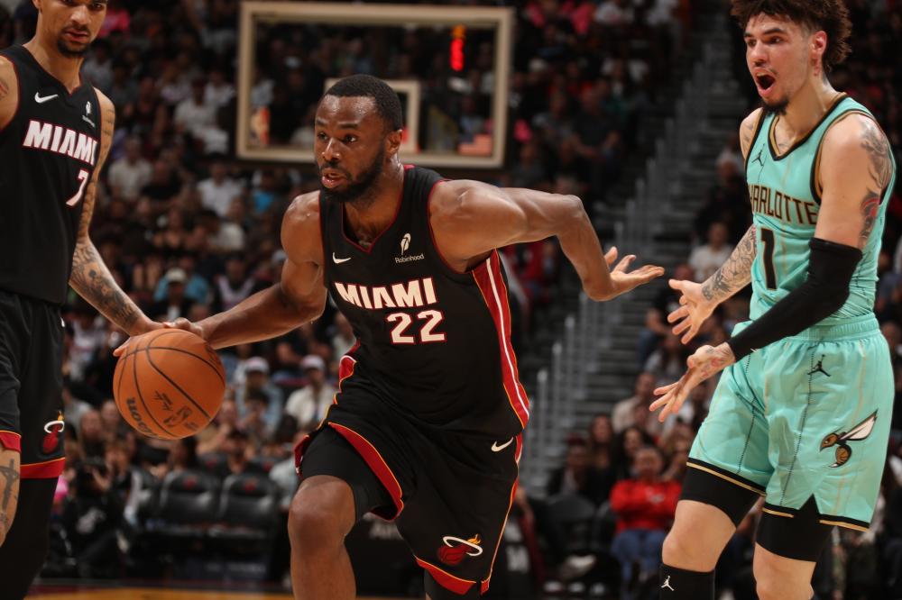 并鼓励新一 并鼓励新一